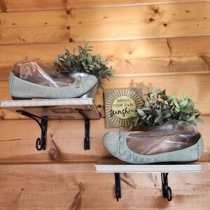 VIONIC Amorie Ballet Flats Sage Green Woven Leather Slip-On Cap Toe Shoes Sz 8 M